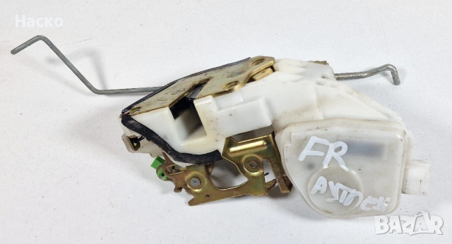 Предна Дясна Брава Mitsubishi Outlander Митсубиши Аутлендър 2001г-2006г