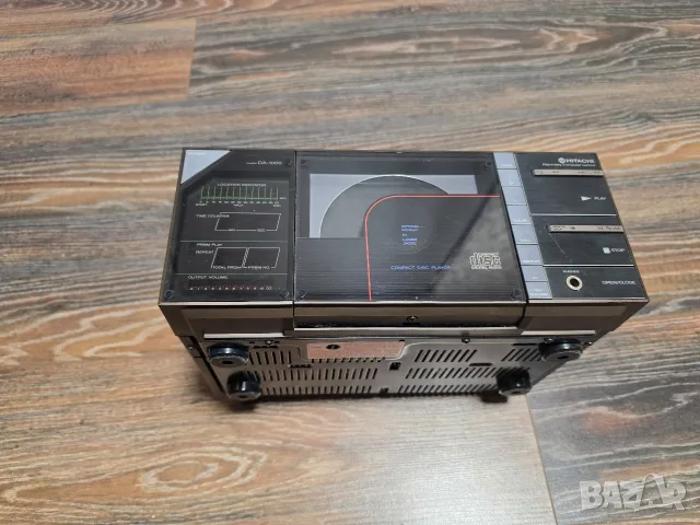 Продавам CD Hitachi DA 1000