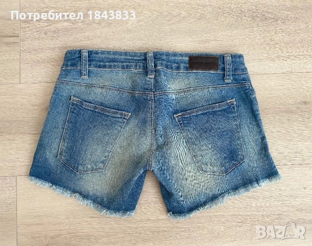 Италиански къси дънки размер 27, снимка 3 - Дънки - 54178004