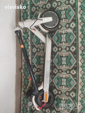 Електрическа тротинетка Xiaomi Mi Electric Scooter 3, снимка 12 - Скутери и тротинетки - 55020829