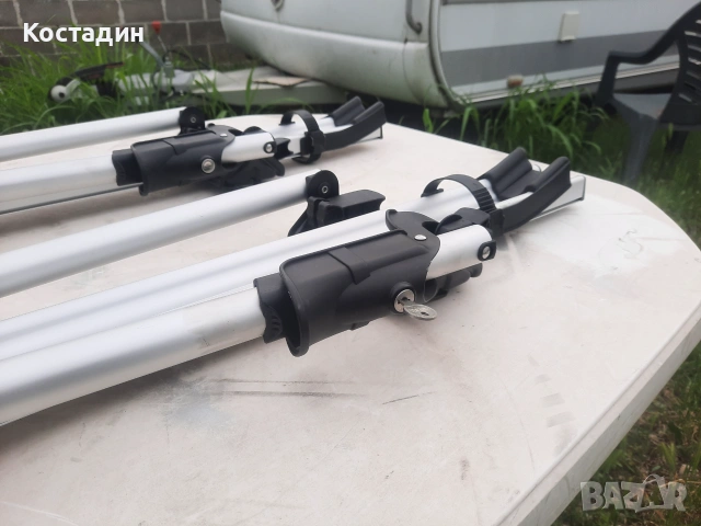 Багажник стойка за  велосипед, Thule  Tour  2бр, снимка 3 - Аксесоари и консумативи - 55150512