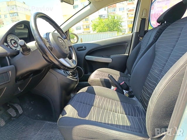 Мазда 2 за части, снимка 18 - Автомобили и джипове - 55000739