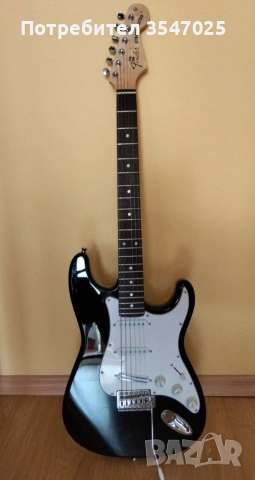Електрическа китара тип Stratocaster-реплика
