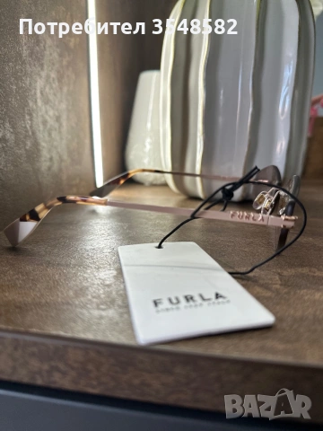 Слънчеви очила Furla, снимка 4 - Слънчеви и диоптрични очила - 54961259