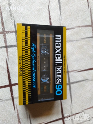 Аудио касети тип II Maxell и Fuji