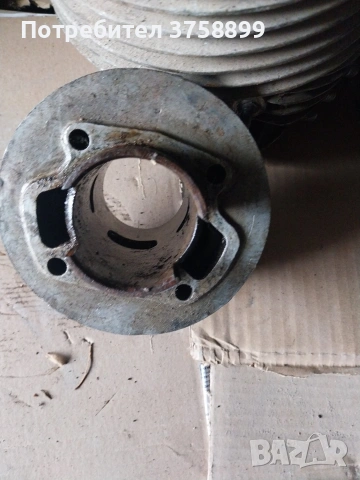 различни части останали от двигатели за иже възход и татран., снимка 11 - Части - 54069111