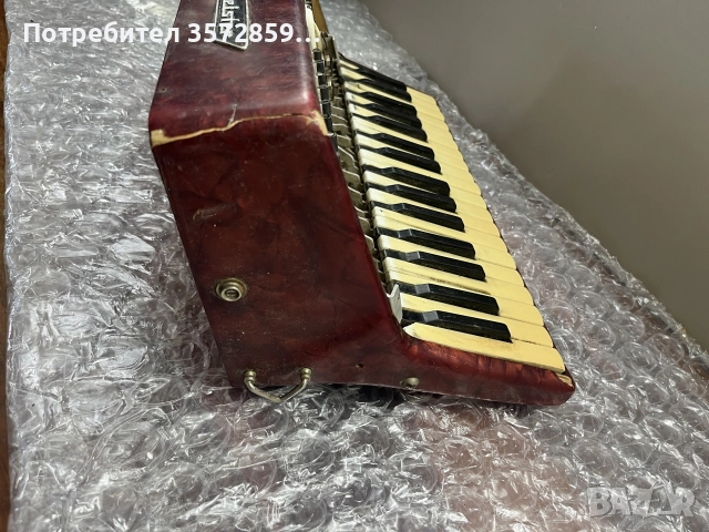 Корпус с клавиатура за акордеон Weltmeister Stella 48/60/80 баса, снимка 3 - Акордеони - 55232568