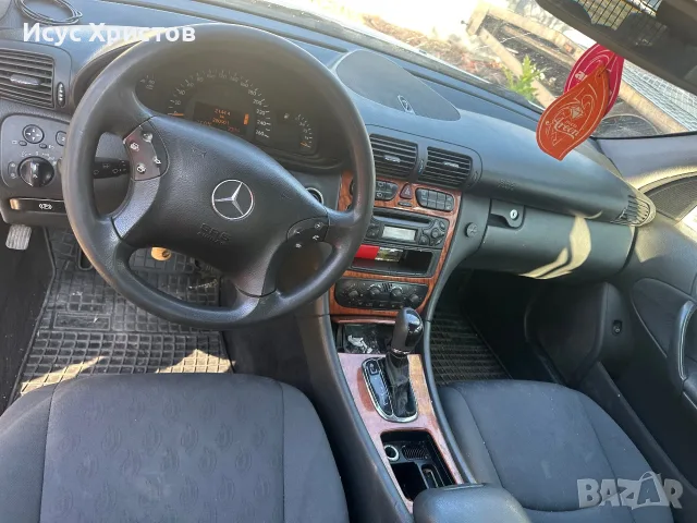 Продавам мерцедес c220, снимка 3 - Автомобили и джипове - 55453812