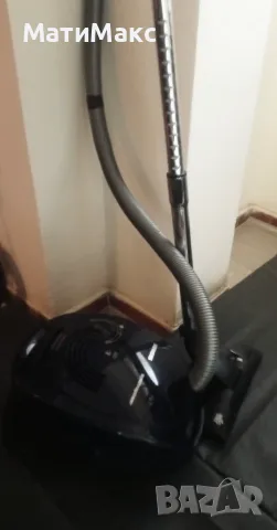 Прахосмукачка SIEMENS 1800W, снимка 2 - Прахосмукачки - 55700461