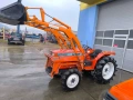 трактор с оригинален челен товарач, снимка 1