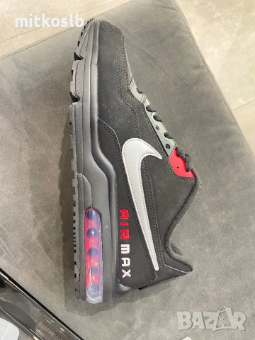 Маратонки nike #42