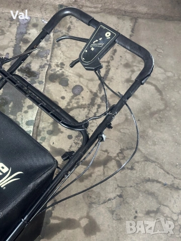 Бензинова самоходна косачка Briggs&Stratton , снимка 2 - Градинска техника - 53974764