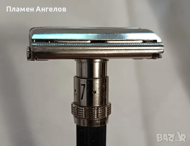 Ретро Самобръсначка Gillette Super Adjuatable "Black Beautu" 1975+5ножчета, снимка 8 - Други ценни предмети - 55399476