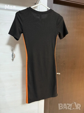 4 евро ластична рокля на HM размер XS. , снимка 2 - Рокли - 50051429