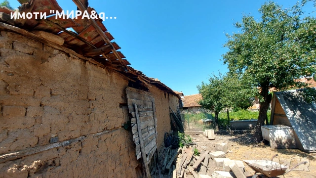 Парцел със стара къща разположен в с. Славяново, област Хасково, снимка 3 - Парцели - 55048676