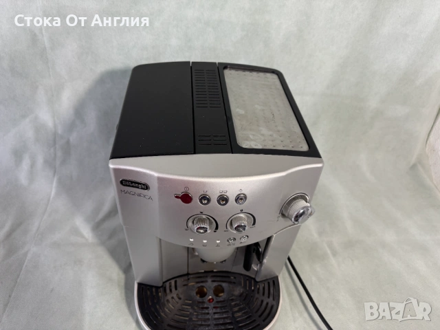 Кафемашина - Delonghi Magnifica ESAM 4200.S, снимка 2 - Кафемашини - 48035594