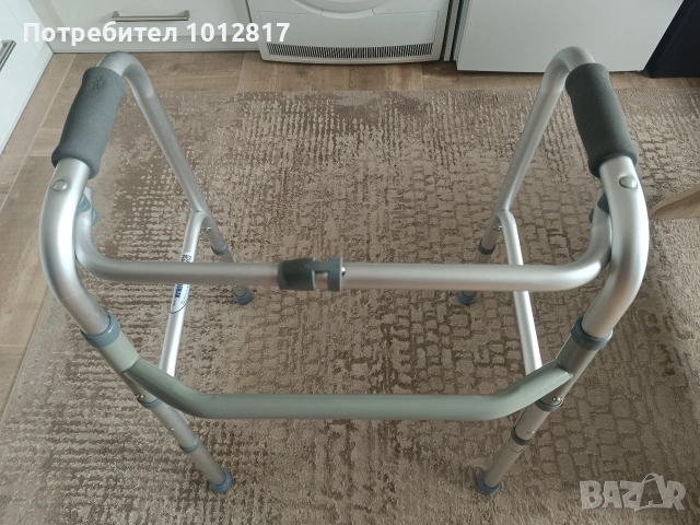 Проходилка за възрастни, снимка 2 - Ролатори - 54208568