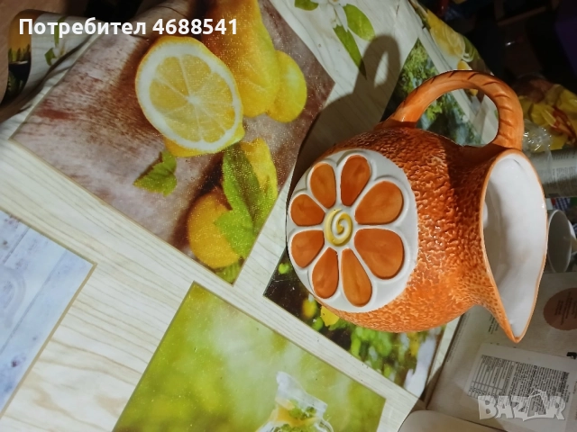 Висока ваза + кана - общо 6 евро, може и поотделно, снимка 2 - Вази - 53135920