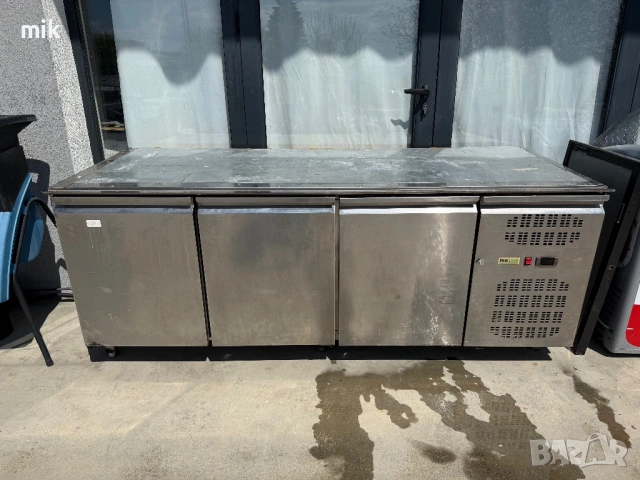 Хладилна маса Тройна, снимка 2 - Хладилници - 54236190