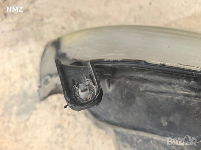 десен фар opel corsa c, снимка 3 - Части - 54489812