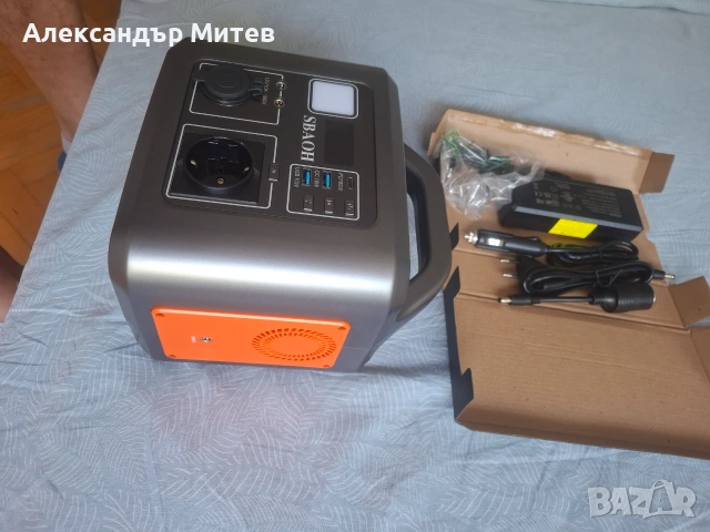 Захранваща станция 220 и 12 В нова