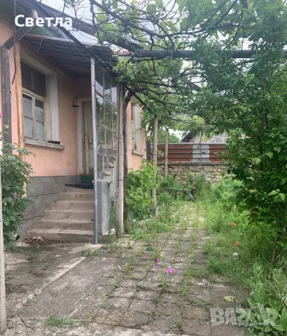 Продавам къща в гр.Карлово,кв.Сушица, снимка 4 - Къщи - 55349580
