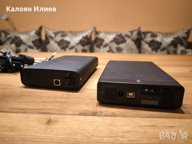 Два външни USB хард диска 320GB+250GB, снимка 3 - Външни хард дискове - 55267959
