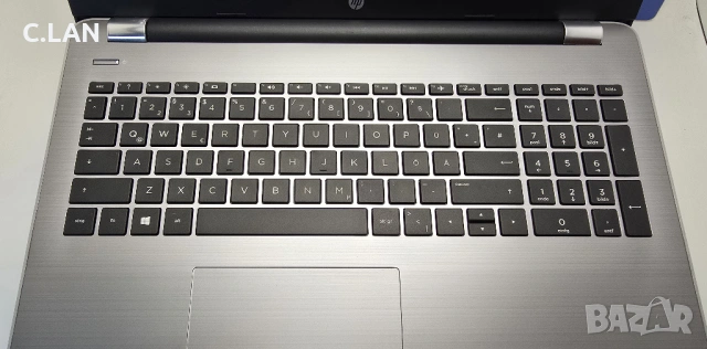 HP 15-BS139NG i7 8550U/8GB/256SSD/500HDD/AMD R7 M340-4GB/FHD, снимка 9 - Лаптопи за дома - 54437910