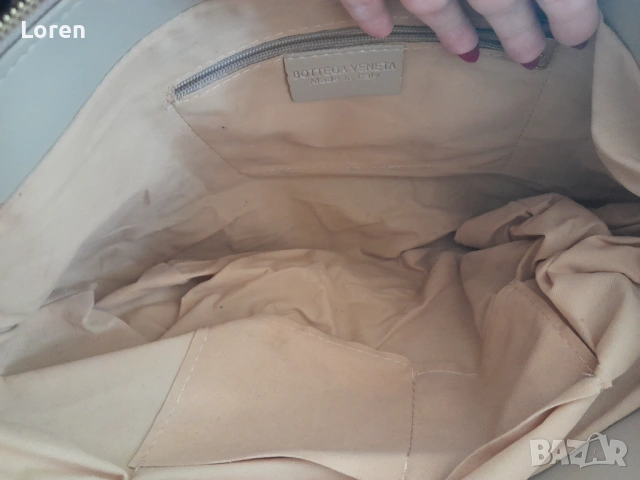 Като нова!*Bottega Veneta*Дамска чанта в бежов цвят, снимка 6 - Чанти - 51097738
