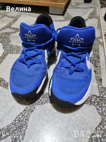 Маратонки Nike, снимка 2 - Детски маратонки - 54604247