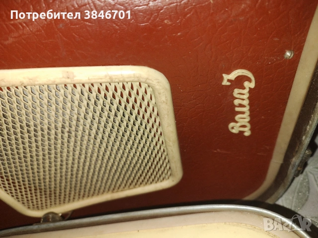 Стар грамофон Волга 3 , снимка 2 - Антикварни и старинни предмети - 54398238
