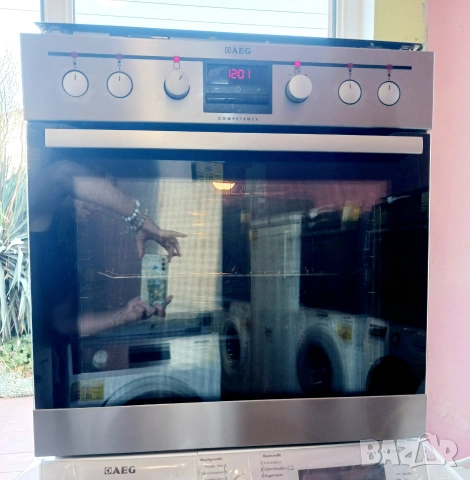 Печка за вграждане с керамичен плот  AEG, снимка 7 - Печки, фурни - 55070494