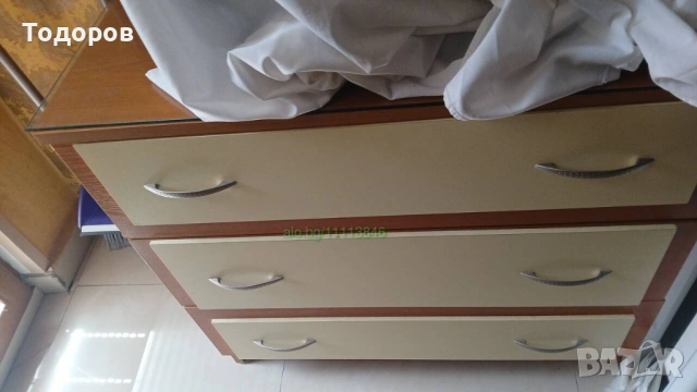 Гардероб, снимка 2 - Гардероби - 54454023