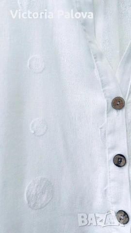 Италианска ленена риза с деликатна релефна текстура, снимка 5 - Ризи - 54020941