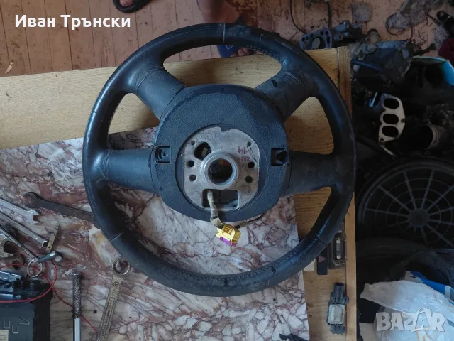 Мултифункционален четирилъчев волан с Airbag за Audi A6 C6 / A4 B7 / A8, снимка 2 - Части - 55501543