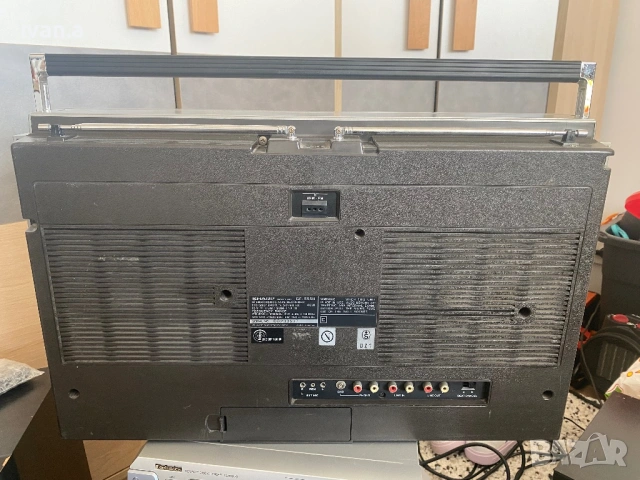 Sharp GF-555, снимка 5 - Радиокасетофони, транзистори - 54766258