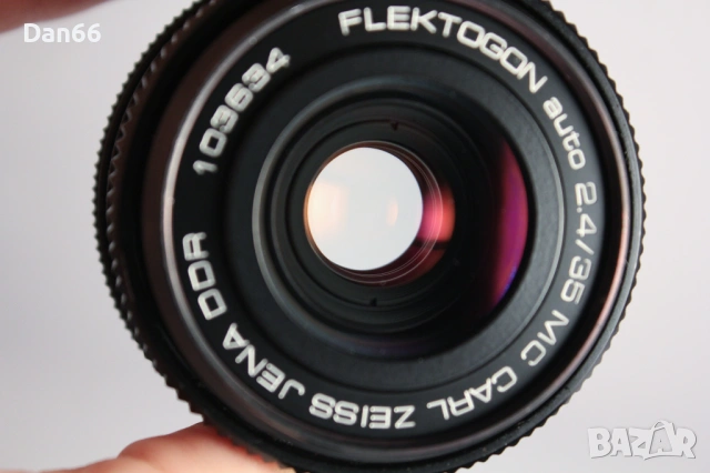 Carl Zeiss Jena Flektogon auto 35mm f/2.4 M42 обектив отличен, снимка 5 - Обективи и филтри - 54699631
