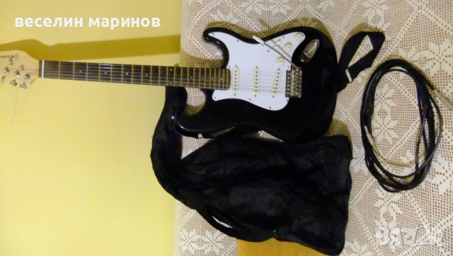 Продавам нова ел.китара AXMAN 75633 с усилвател AXMAN GA-10, снимка 3 - Китари - 54368731