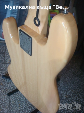 Бас китара, снимка 15 - Китари - 54111218