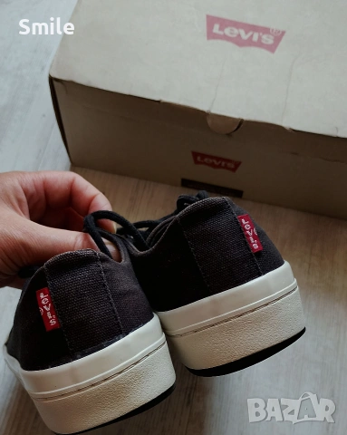 Дамски кецове LEVI'S ® Summit Low S , снимка 2 - Маратонки - 54990817