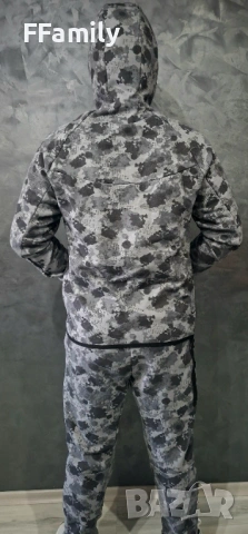 Eкип Nike Tech Fleece Камуфлаж [S - XL], снимка 4 - Спортни дрехи, екипи - 54146041