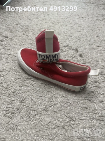 Оригинални кецове Guess,Puma,Tommy Jeans и други, снимка 3 - Дамски ежедневни обувки - 55600652