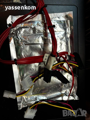 LSI Logic L3-25121-61A 6GB/S SATA+SAS RAID PCI-e с подарък - кабел:4x SATA, 1хHDD_174GB, снимка 4 - Други - 54956829