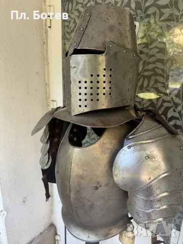 ⚔️ РИЦАРСКИ ШЛЕМ И БРОНЯ – ВПЕЧАТЛЯВАЩ ДЕКОРАТИВЕН КОМПЛЕКТ ⚔️  , снимка 3 - Други ценни предмети - 55646468