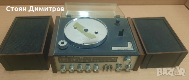 Deluxe solid state 2 speaker radio, снимка 2 - Радиокасетофони, транзистори - 54683879