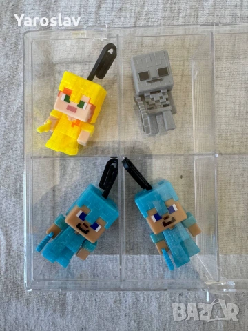 Продавам или разменям фигурки от серията Kinder Joy – Minecraft.