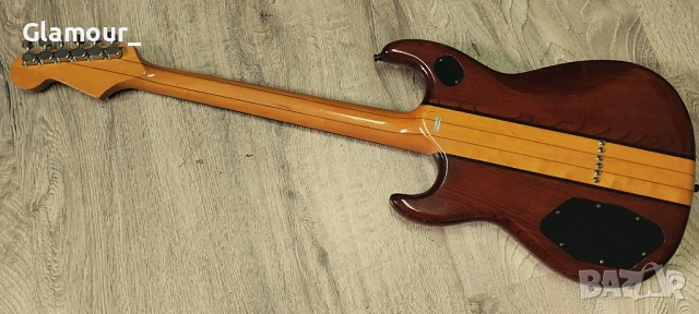 Електрическа китара, снимка 7 - Китари - 53922459