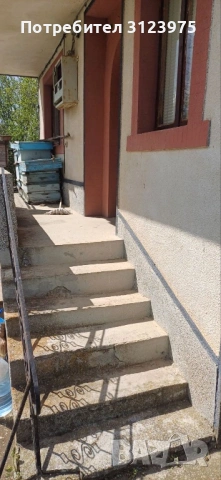 Къща с двор, снимка 4 - Къщи - 54697491