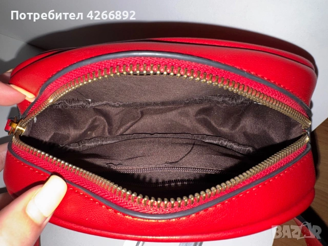Дамска чанта Gucci , снимка 3 - Чанти - 55100301
