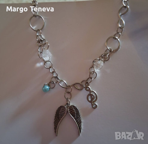Гривна Music & Angel Wings нова с висулки и кристали